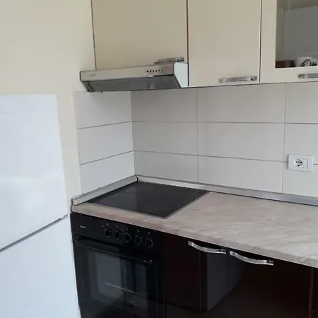 Kombinat Studio Appartement Tirana